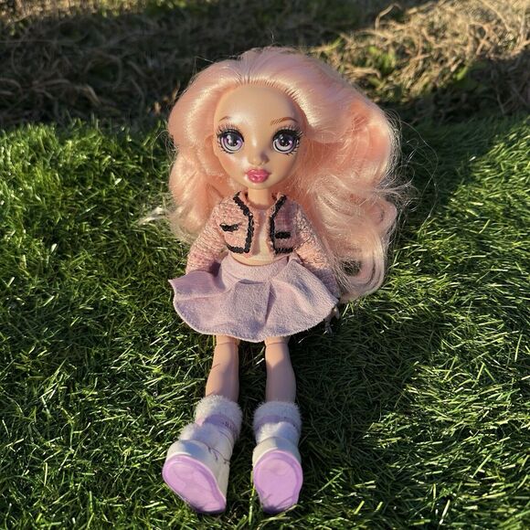 Rainbow High Series 2 Bella Parker Fashion Doll MGA‎ - Picture 1 of 8